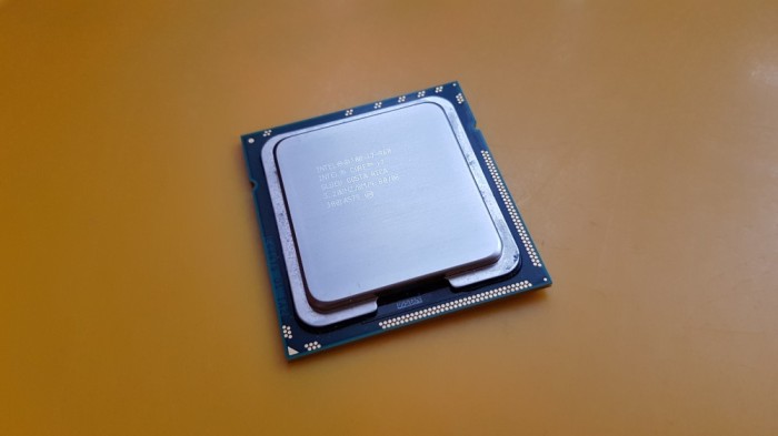 Procesor Quad Intel Core i7-960,3,20Ghz Turbo 3,46Ghz,8MB,Socket 1366 foto mare Procesor Quad Intel Core i7-960,3,20Ghz Turbo 3,46Ghz,8MB,Socket 1366 foto mare