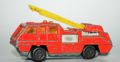 Macheta Matchbox Superfast no 22 Blaze Buster foto