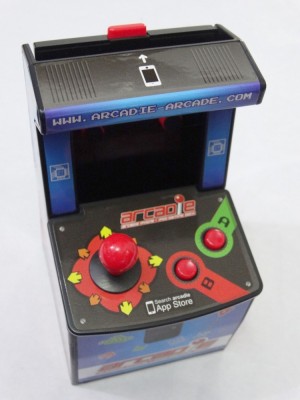 Arcade Iphone &amp;amp; Ipod Gaming Dock foto