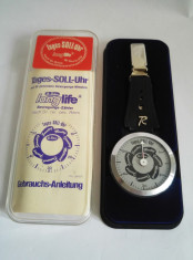 Pedometru vechi Tages-Soll-Uhr Long Life Dr Rihm, West Germany, in cutie foto