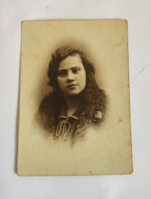 Fotografie veche portret fata, femeie, 1928, Varsovia, Polonia, 8x6 cm foto