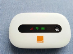 Modem wireless portabil mobil Huawei E5220 internet Wi-Fi router 3G masina net foto