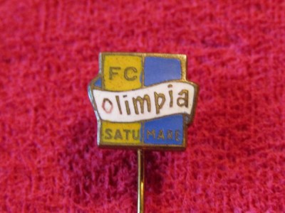 Insigna fotbal - FC &amp;quot;OLIMPIA&amp;quot; SATU MARE foto