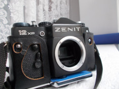 Zenit 12xp body aparat de fotografiat pe m42 plus husa foto