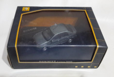 Renault Logan 2008 - 1/43 foto