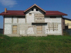 Casa de vanzare in Ghermanesti foto