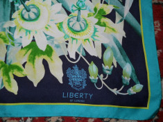 Liberty of London, batic-esarfa matase naturala foto