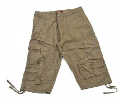 Pantaloni scurti ( bermude ), barbati - militar foto