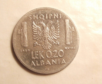 ALBANIA 0,20 LEKE 1939 / EROARE DE BATERE , MUCHIE APLATIZATA / NONMAGNETIC foto