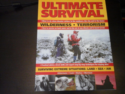 Ultimate Survival - Extreme situations -Akkermans, Cook, Southwater, 2012, 256 p foto