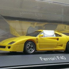 Macheta Ferrari F40 galben - Herpa Colectia Ferrari 1/43 full open