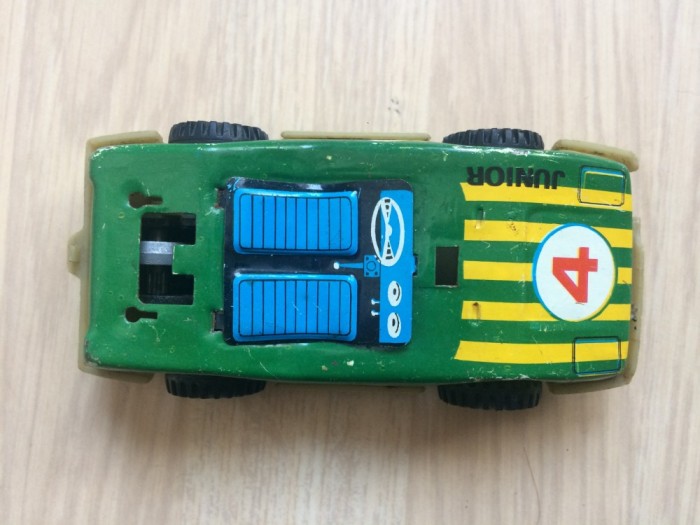 masinuta junior 4 jucarie auto moto din plastic si tabla automobil vechi hobby