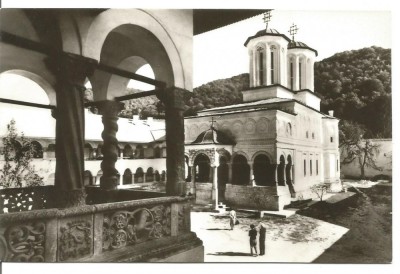 carte postala(ilustrata)-VALCEA-Manastirea Horezu foto