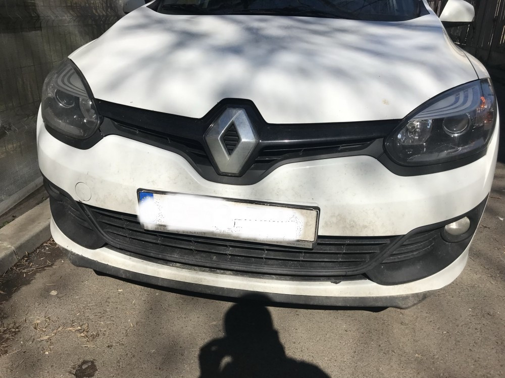 Bara fata Renault Megane 3 facelift | arhiva Okazii.ro
