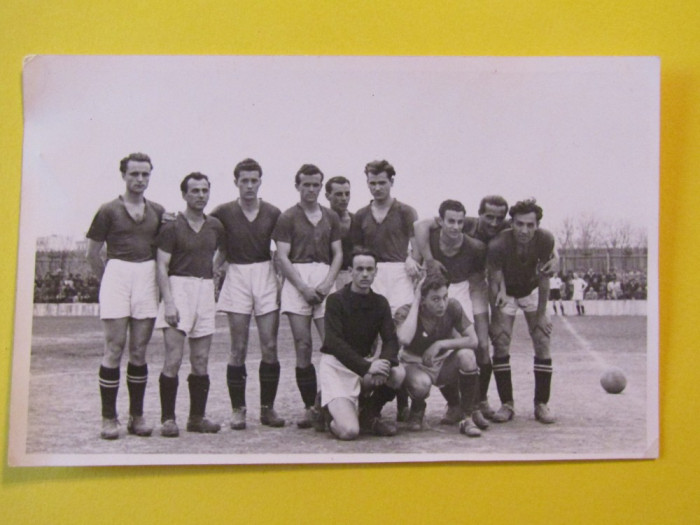 Foto (veche-anul 1946) fotbal - echipa &quot;UNIVERSITATEA&quot; Bucuresti