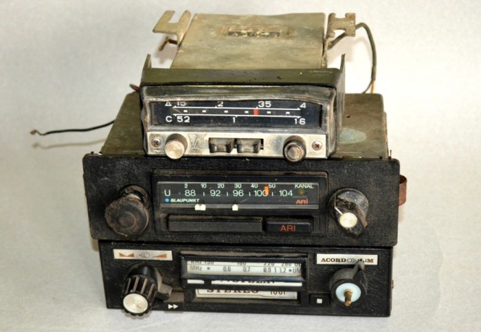 Lot 3 radiouri vechi - neprobate, Stela / Blaupunkt / 1969 Car Radio A-370M-3 foto mare Lot 3 radiouri vechi - neprobate, Stela / Blaupunkt / 1969 Car Radio A-370M-3 foto mare