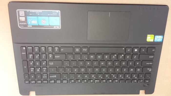 palmrest + tastatura mouse Asus X552c X552e X550CA X552EA 13n0-qka0101 ca NOU foto mare palmrest + tastatura mouse Asus X552c X552e X550CA X552EA 13n0-qka0101 ca NOU foto mare