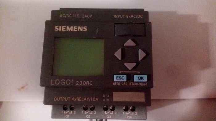 LOGO 230RC con display 6ED1052 1FB00 0BA4 LOGO 230RC con display 6ED1052 1FB00 0BA4