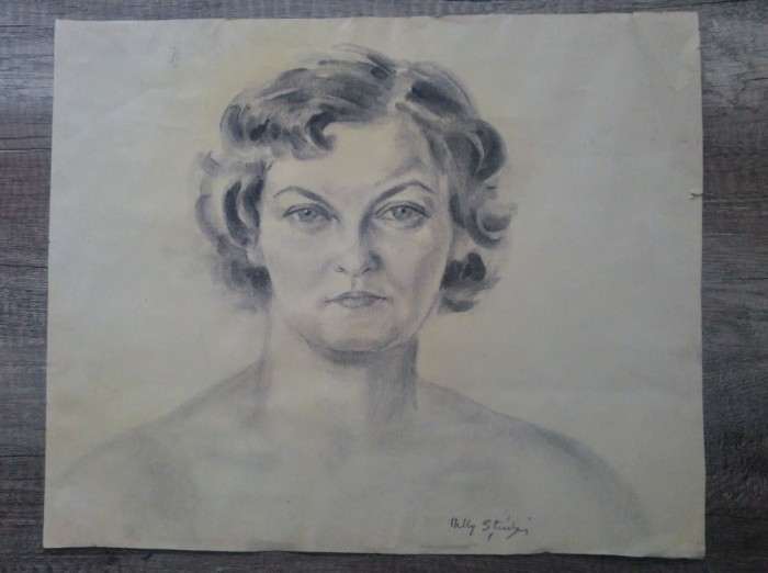 Portret femeie// creion pe hartie, Nelly Stiubei foto mare Portret femeie// creion pe hartie, Nelly Stiubei foto mare