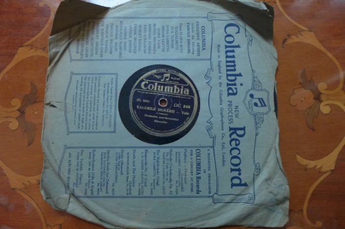 Disc vinil ebonita - – Valurile Dunării / Văduva Veselă Columbia – DC 246 foto mare Disc vinil ebonita - – Valurile Dunării / Văduva Veselă Columbia – DC 246 foto mare