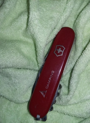 vand briceag Camping OFFICIER SUISSE Rostfrei,Victorinox switzerland stainless foto