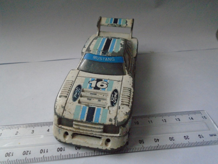 bnk jc Matchbox Specials Zakspeed Mustang 1/40