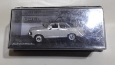 Opel Olympia A - 1/43 foto