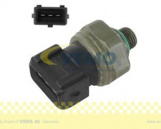 Comutator presiune, aer conditionat VOLVO V40 combi VEMO V95730010 foto