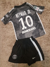 SET ECHIPAMENT NEYMAR JR. PSG SEZON 2017-2018 4-15ANI foto