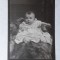 FOTOGRAFIE VECHE - COPIL MIC - BEBE - FETITA CU ROCHITA - MODA INCEPUT DE 1900