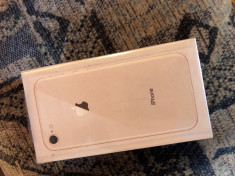 Apple iPhone 8 256GB Gold nou sigilat foto