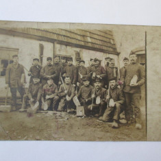 Fotografie tip carte postala 138 x 86 cu militari genisti cca.1915