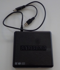 Unitate optica DVD-RW extern slim USB Samsung SE-S084D impecabil ca nou foto