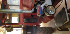 Vand tractor U650 + plug + remorca + disc. Stare forte buna. Telefon: 0784251881 foto