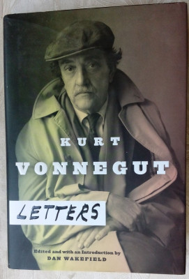 KURT VONNEGUT - LETTERS (edited by DAN WAKEFIELD)[Delacorte Press New York 2012] foto