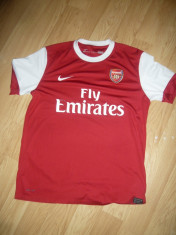 Tricou al Echipei Fotbal Arsenal Londra ,firma Nike , masura L foto