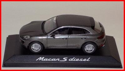 Macheta PORSCHE MACAN S DIESEL (scara 1/43) MINICHAMPS foto