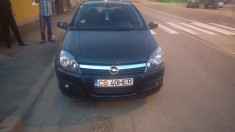 Opel Astra H foto