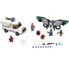 ATEN?IE LA VULTUR (76083) LEGO Marvel Super Heroes foto