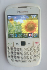 Telefon mobil Blackberry Curve 8520 clasic practic cu butoane taste foto