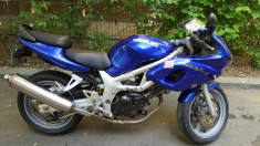 Suzuki SV650S foto