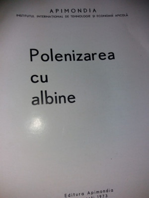 POLENIZAREA CU ALBINE foto