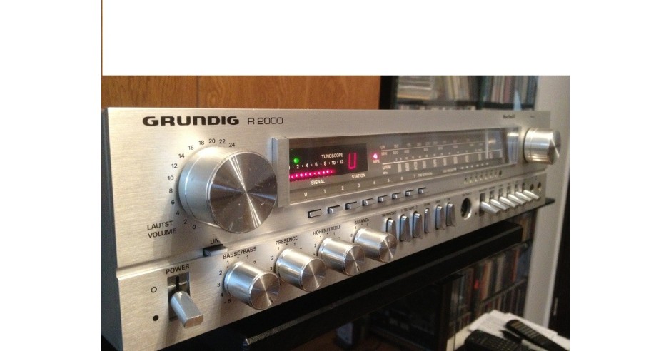 Amplificator/Tuner Stereo ,marca GRUNDIG R 2000 - Impecabil/Vintage ...