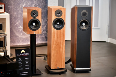 Boxe de podea Kudos Audio Titan 606, made in UK foto