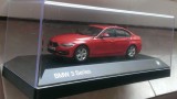 Macheta BMW seria 3 (F30) facelift 2015 - Jadi 1/43, 1:43