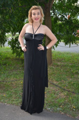 Rochie eleganta lunga, model simplu, cu o mica trena, pe negru (Culoare: NEGRU, Marime: 38) foto