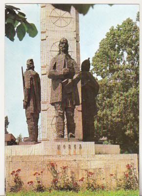 bnk cp Cluj - Statuia lui Horea ,Closca si Crisan- necirculata foto