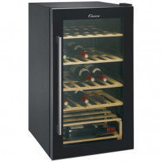 Vitrina pentru vin CCVA 200 GL, capacitate 122 l, 40 sticle, 3 rafturi ajustabile, clasa B, negru foto