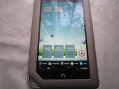 EBOOK READER /TABLETA NOOK COLOR BNTV250 FUNCTIONAL CU MICI DEFECTE foto