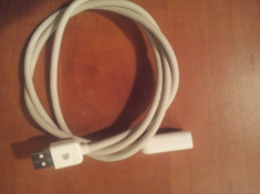 Cablu USB Apple prelungitor foto